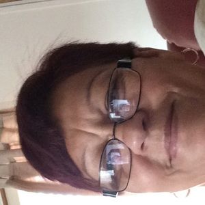 Meet your Posher, Lucy